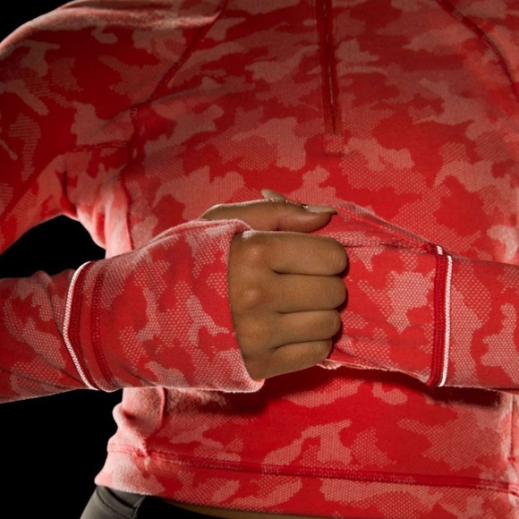 Lululemon raspberry pink camo jacquard Its Rulu Run Cropped Half Zip sweater top - Picture 12 of 13